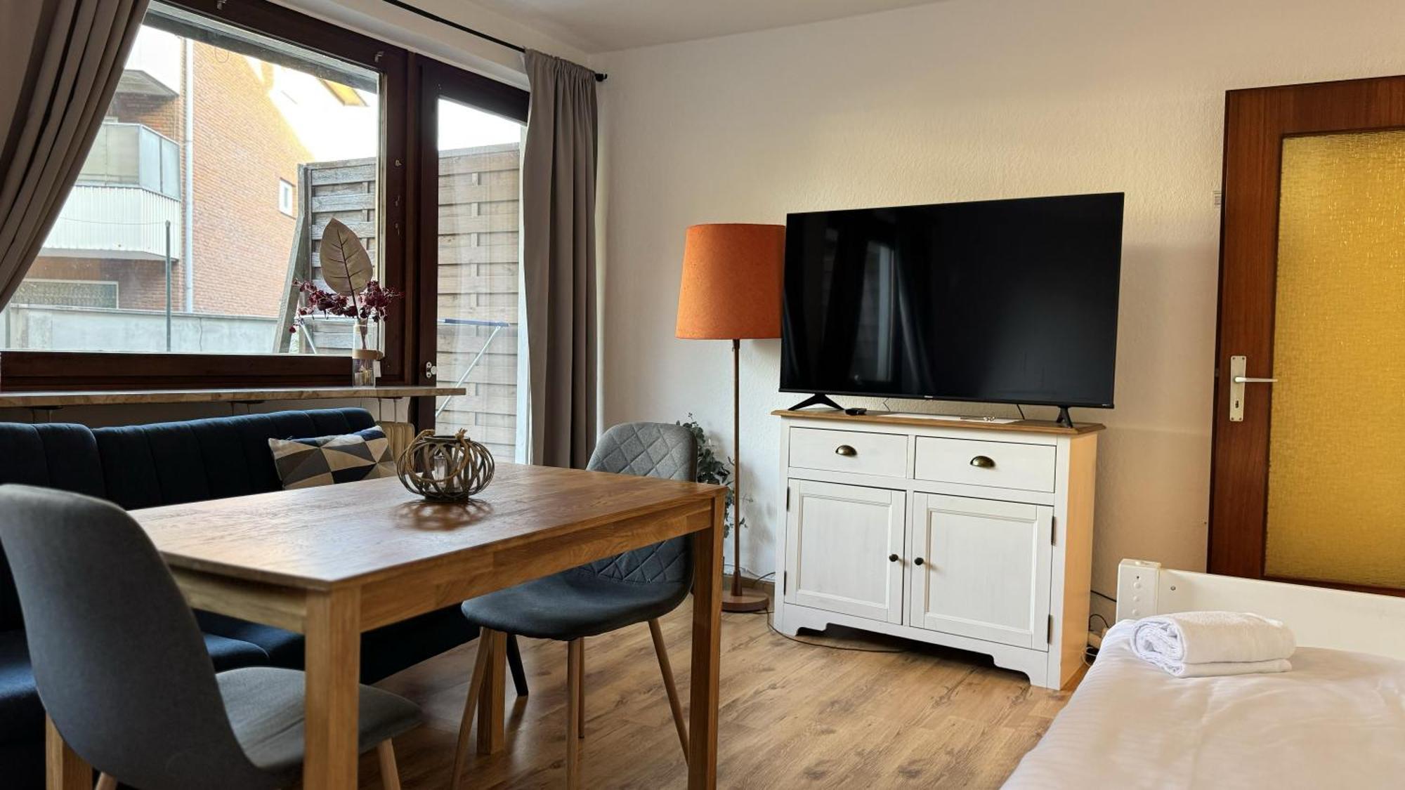 Studio-Apartments Fuer Monteure & Businessgaeste Zentral In Neumuenster Exterior photo