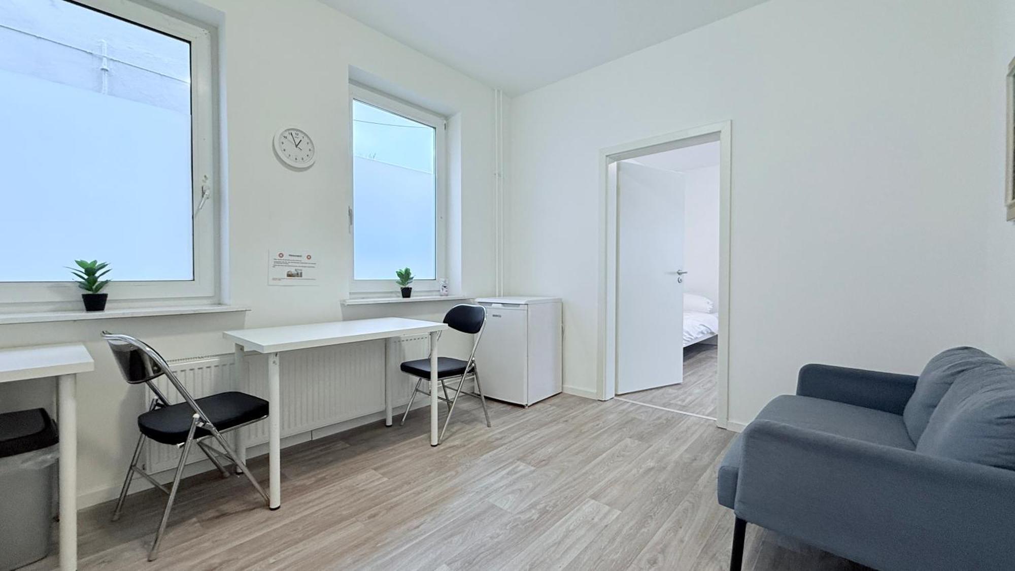 Studio-Apartments Fuer Monteure & Businessgaeste Zentral In Neumuenster Exterior photo